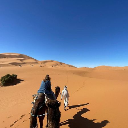 Готель Camp Familia Erg Chebbi Мерзуга Екстер'єр фото
