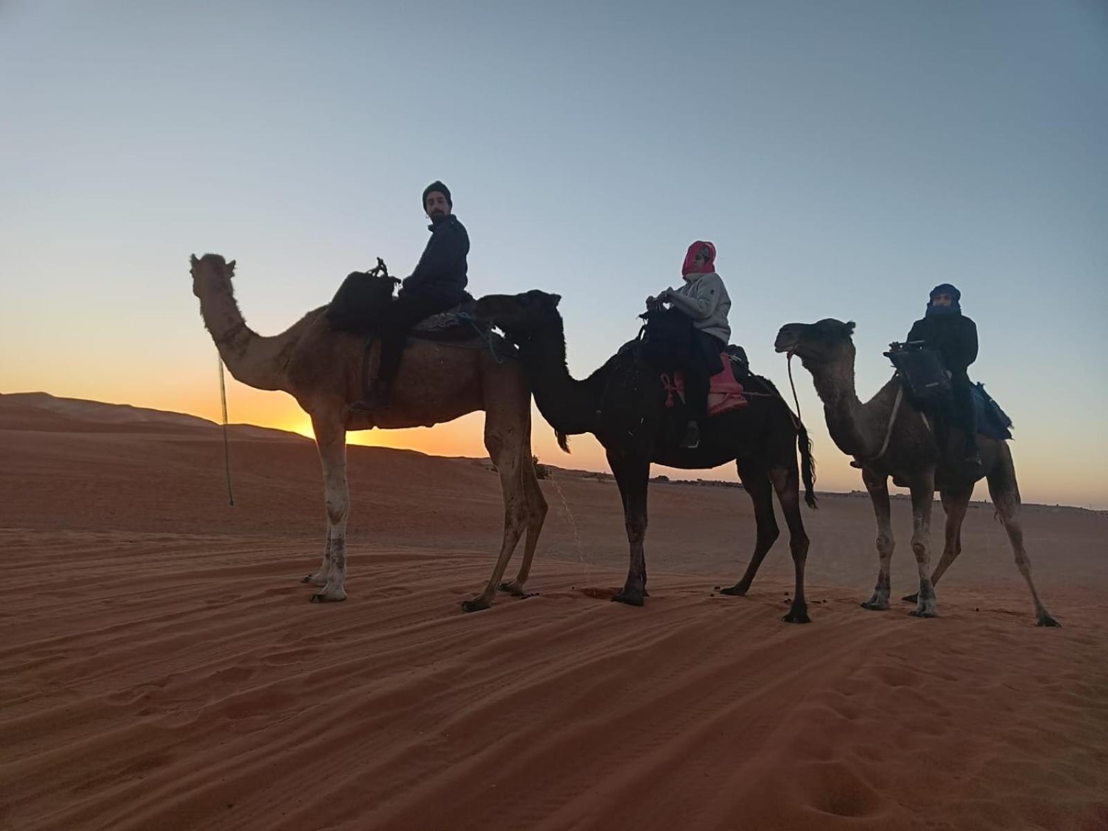 Готель Camp Familia Erg Chebbi Мерзуга Екстер'єр фото