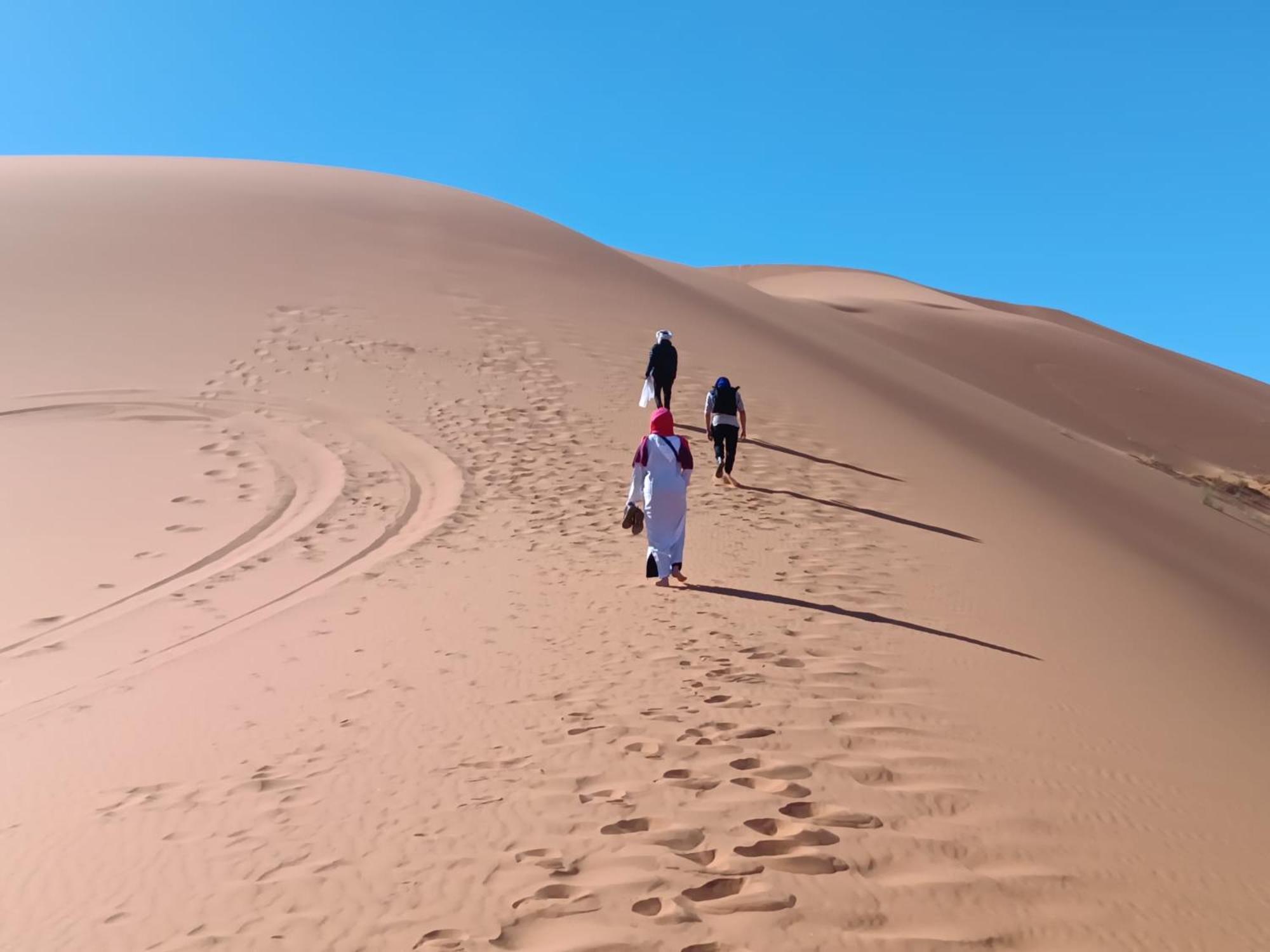 Готель Camp Familia Erg Chebbi Мерзуга Екстер'єр фото