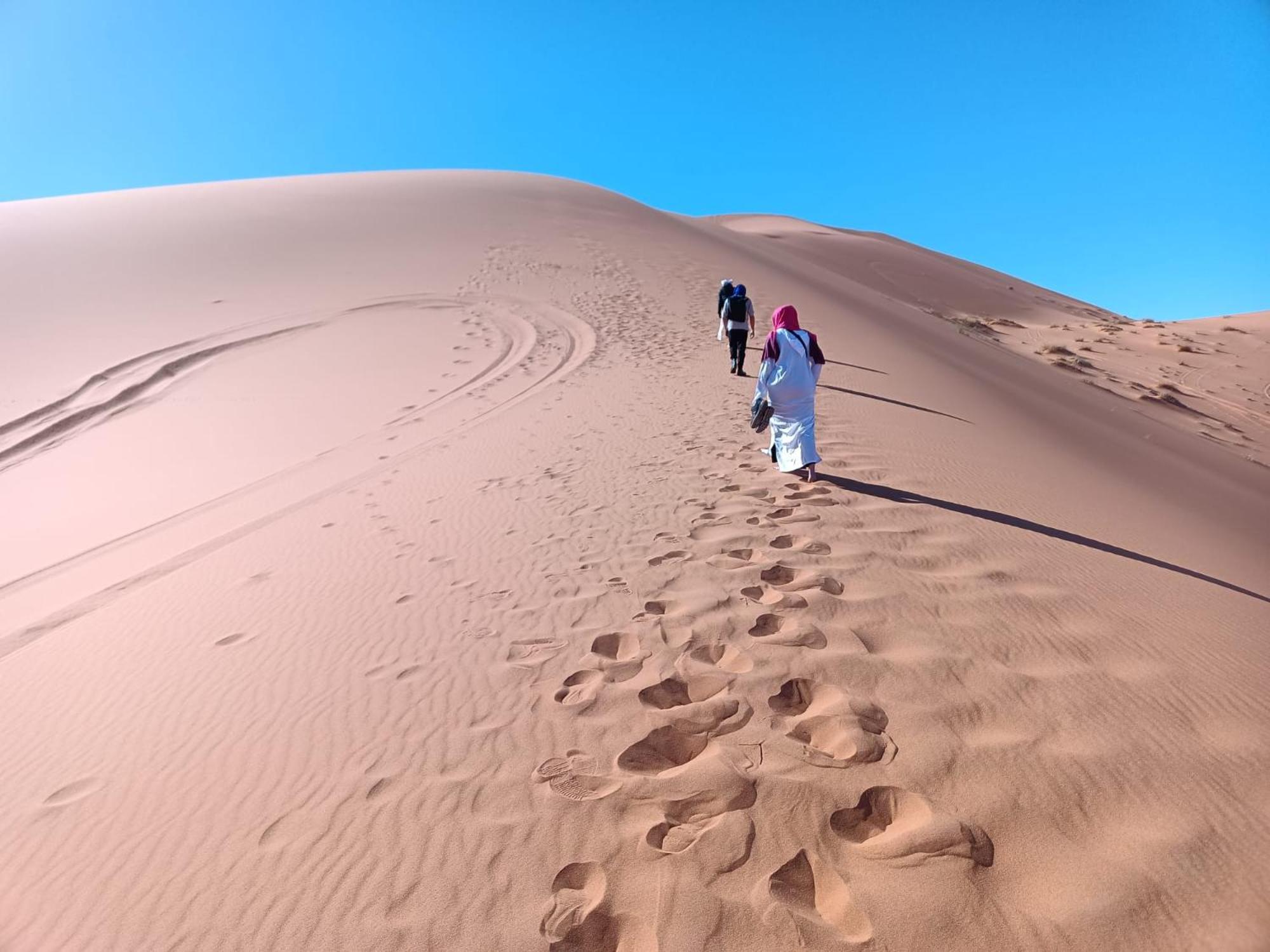 Готель Camp Familia Erg Chebbi Мерзуга Екстер'єр фото