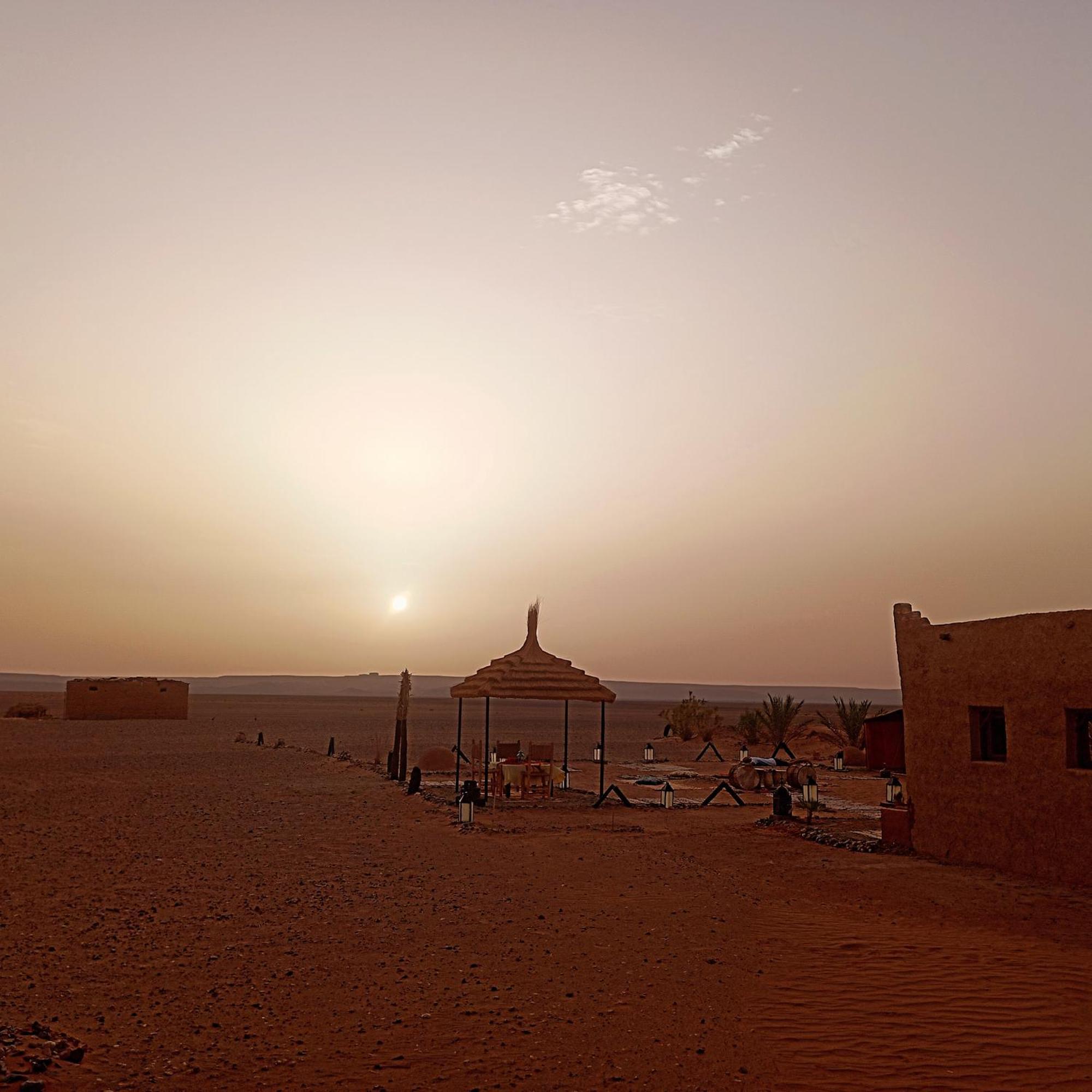 Готель Camp Familia Erg Chebbi Мерзуга Екстер'єр фото